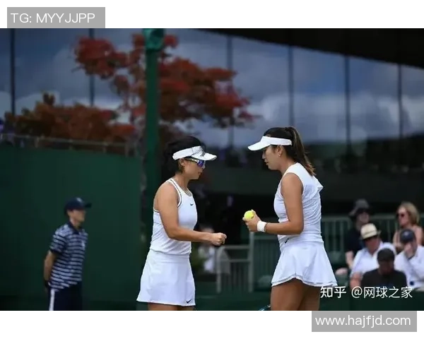 重庆网球队配合引发热议球员间默契与争议的背后故事